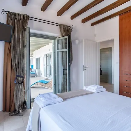 فيلة Faragas Luxury Retreat Views *